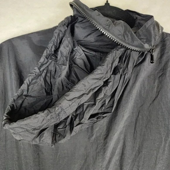 Fabletics Womens Track Jacket Oversized Hood Black Rain Hiking Campin Size Small - Picture 4 of 6